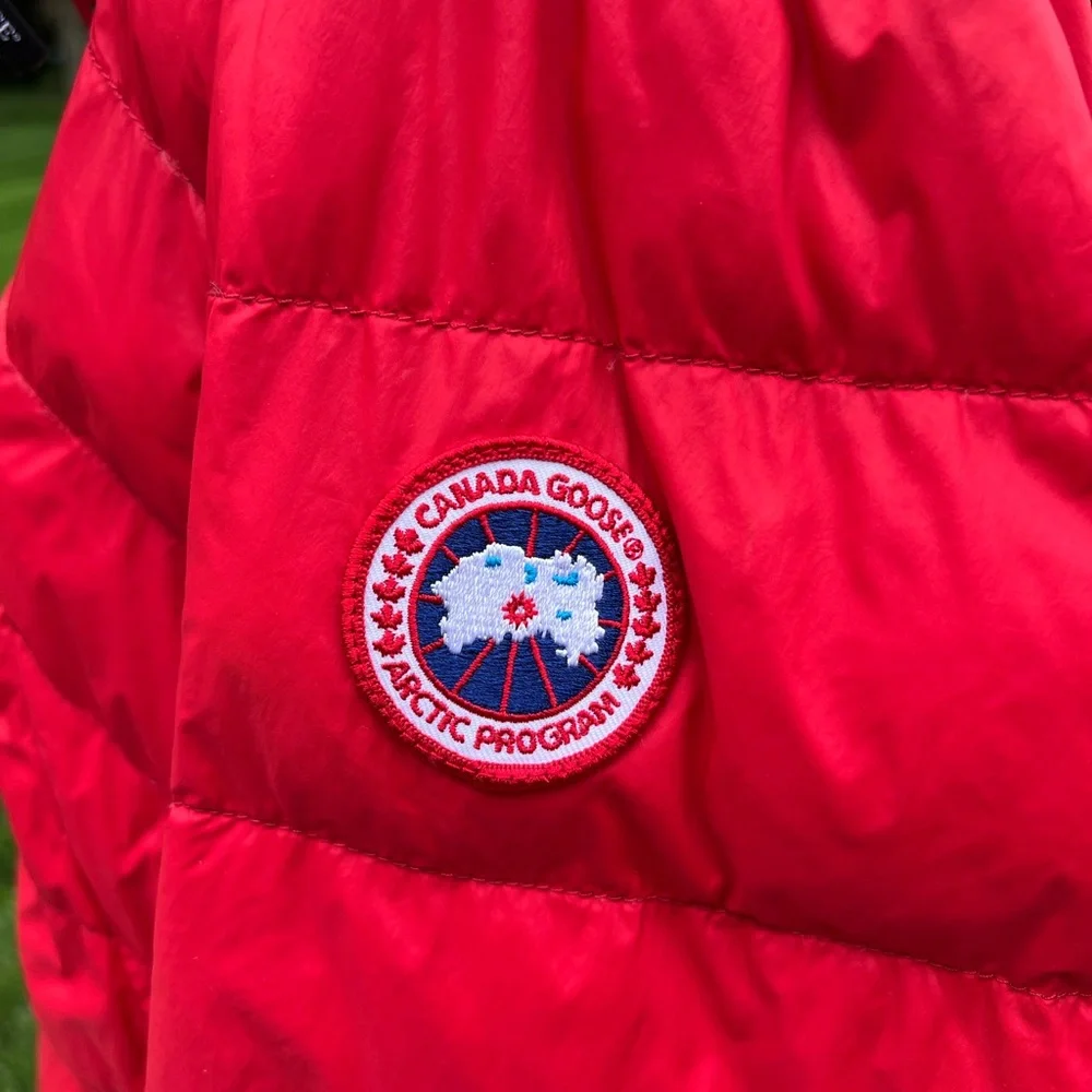 Authentic Canada Goose Abbott Hoody Red - Picture 6 of 16